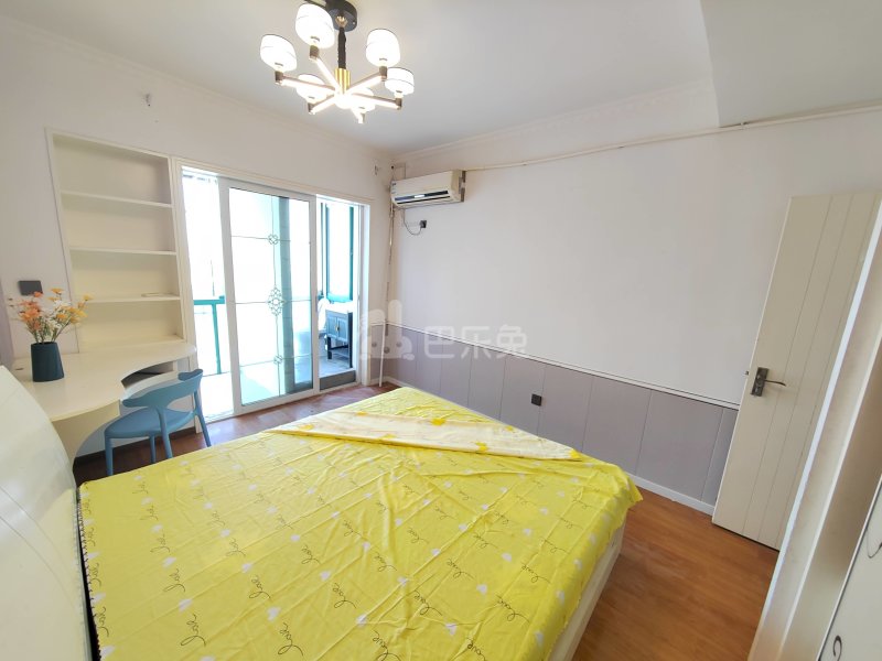 大众花园10647098卧室图1