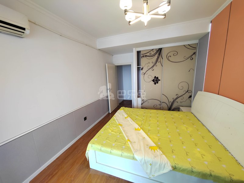 大众花园10647098卧室图4