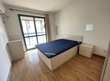 东景花园 2室2厅1卫