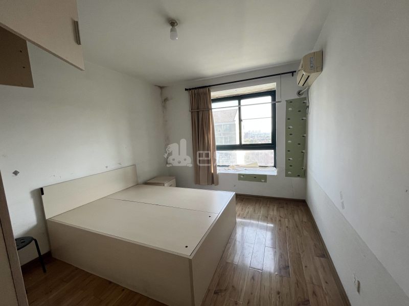 东景花园10648909卧室图1