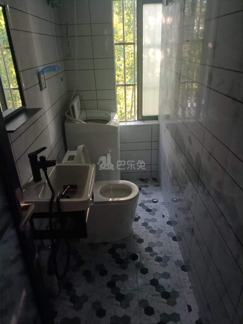 元吉小区南区（联青路198弄）10650263卫生间图4