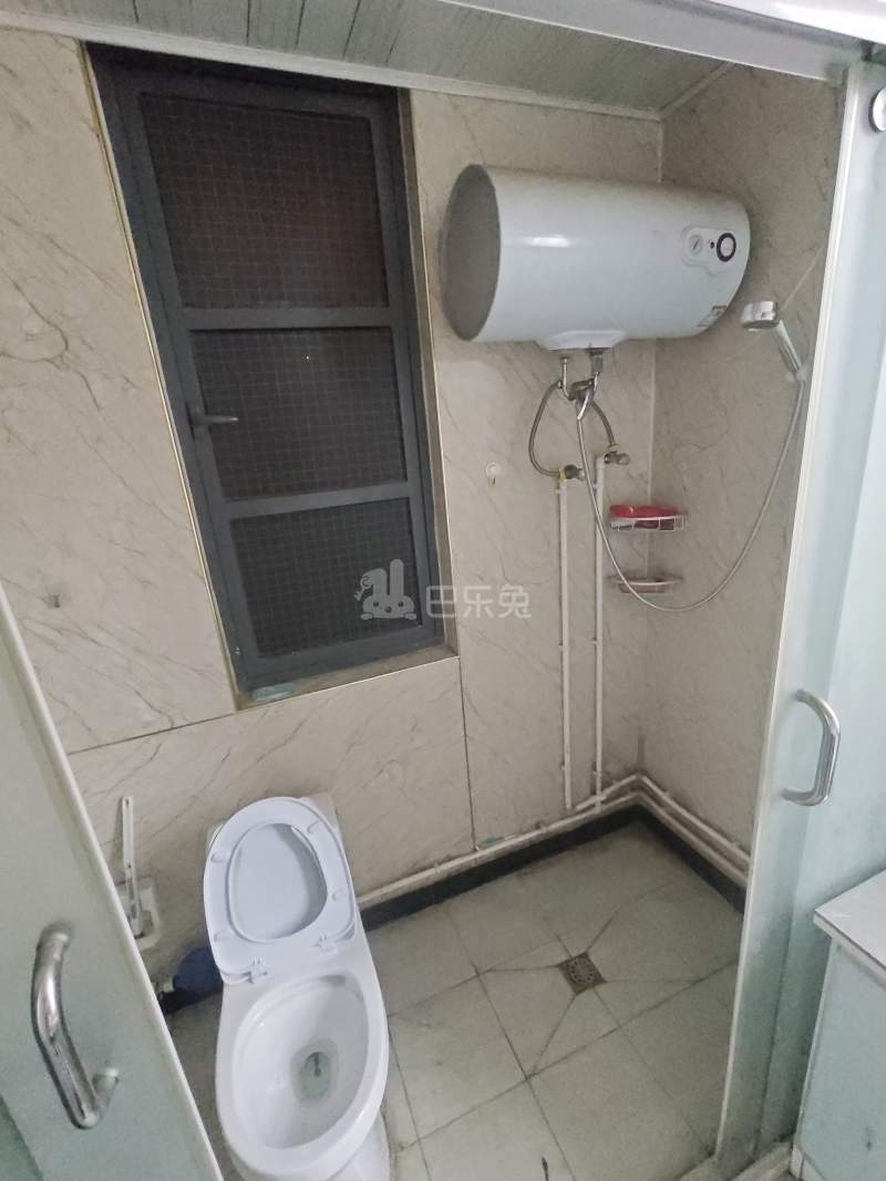 水都南岸二期10672751卫生间图5