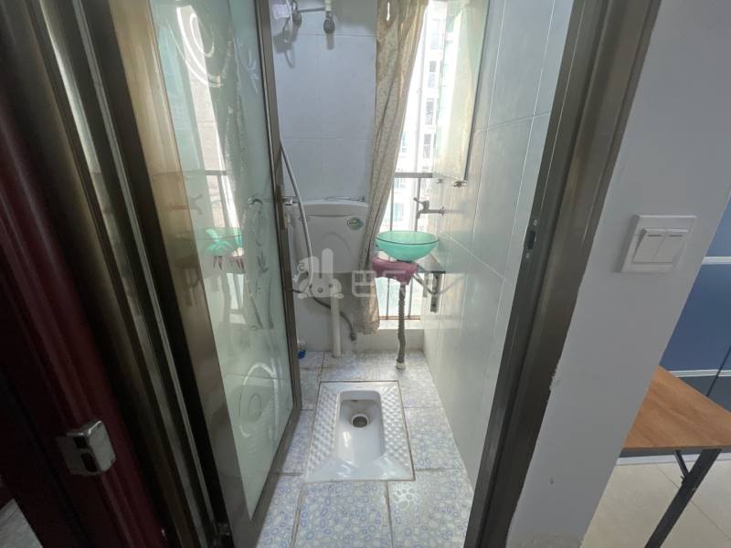 现代城华庭1067384卫生间图19