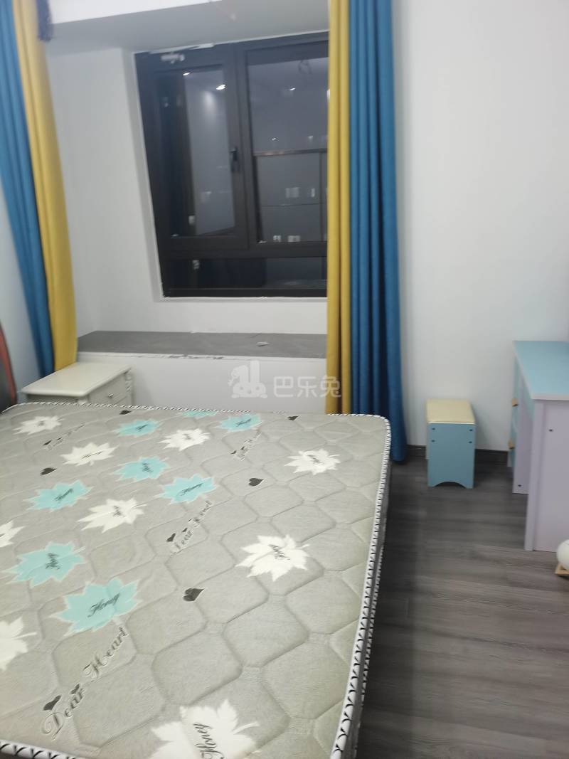 金昊丽苑10688209卧室图1