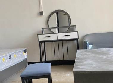 海南村 1室0厅1卫