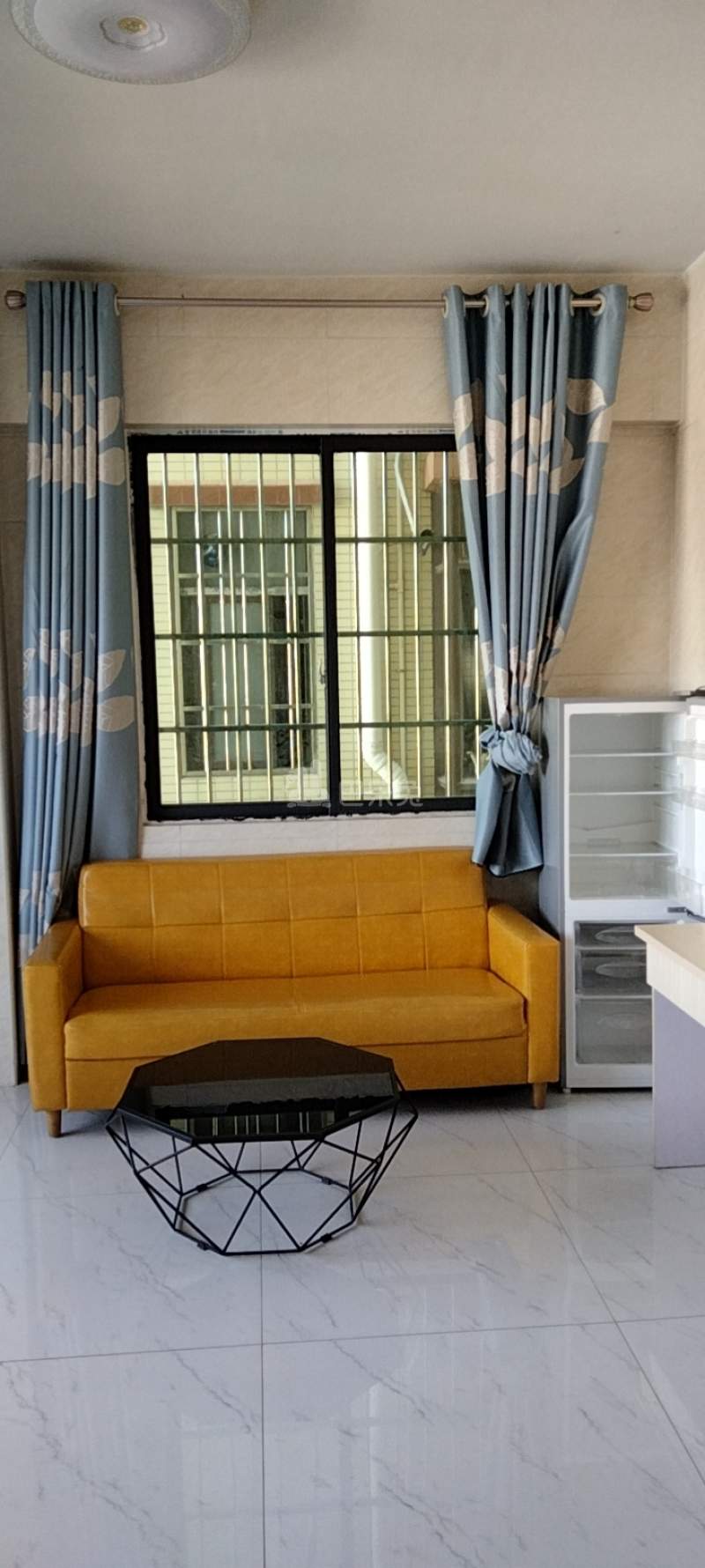 望岗村(白云区嘉禾街77号)10704094客厅图0