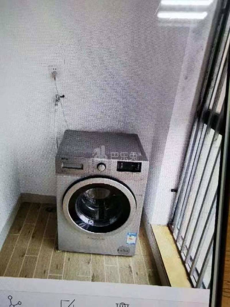 滨江馨园10704642卧室图4