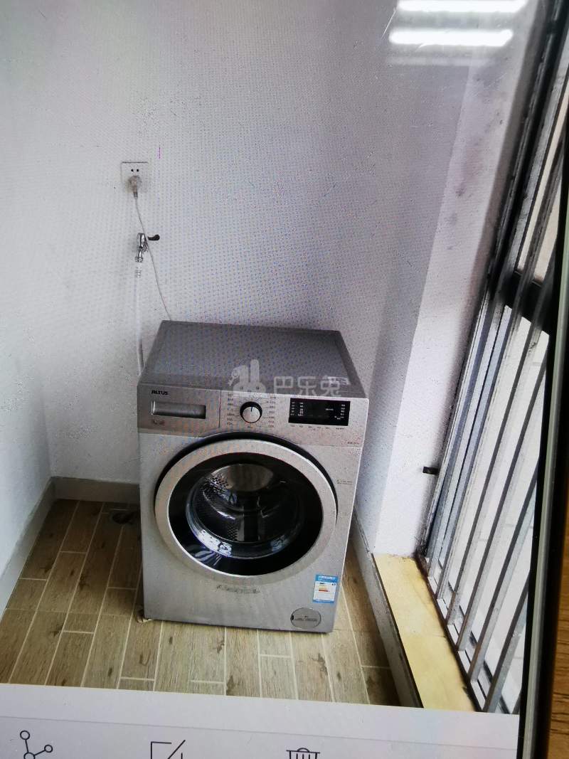 滨江馨园10704642周边环境图12