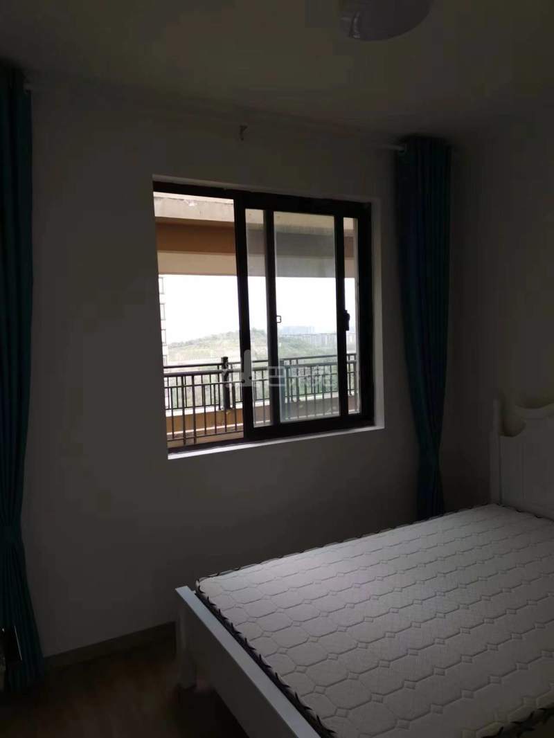 保利罗兰春天10710144卧室图8