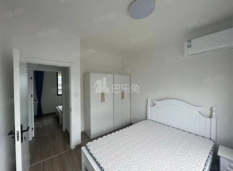 保利罗兰春天10710144卧室图4