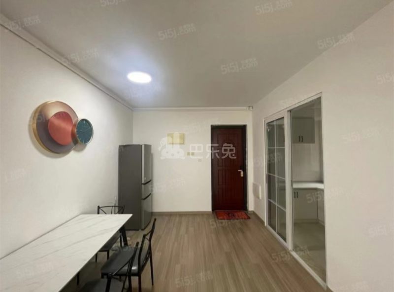 保利罗兰春天10710144卧室图7