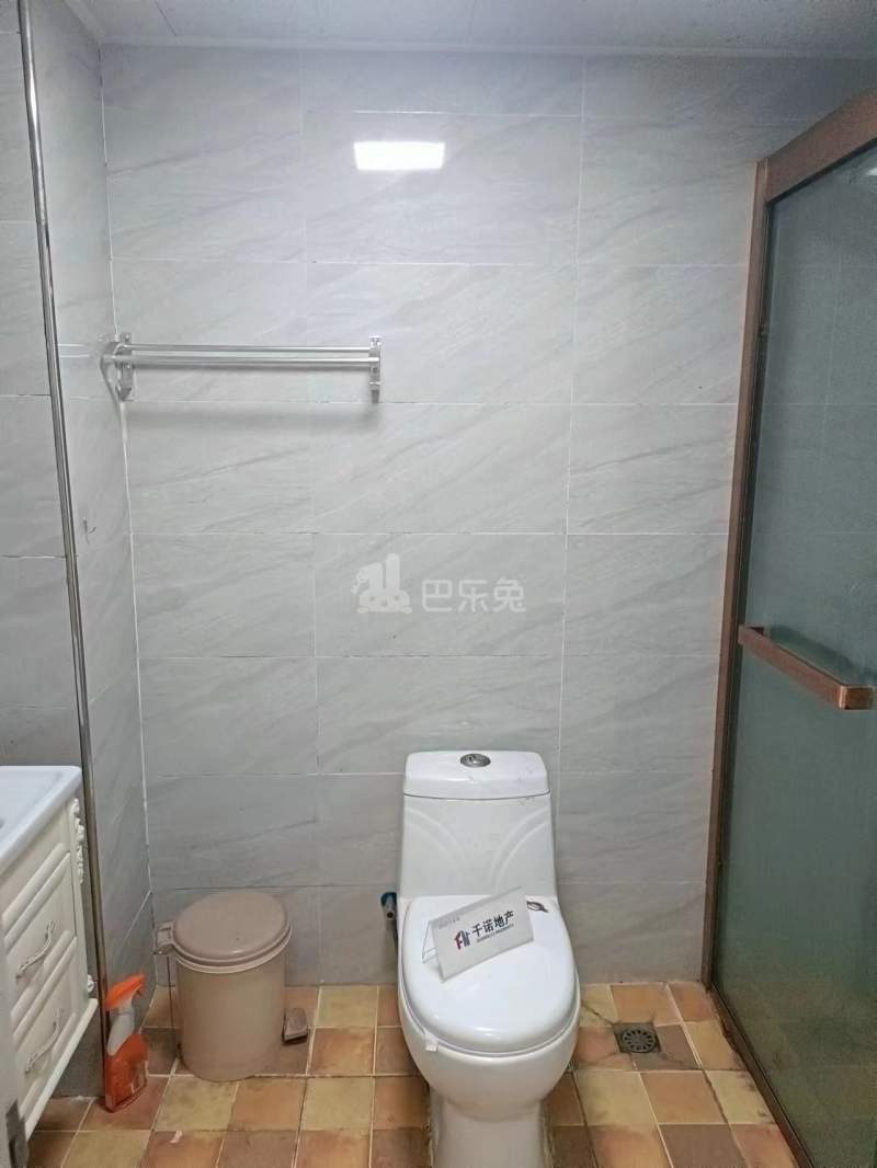 长盛西苑10712270卫生间图5