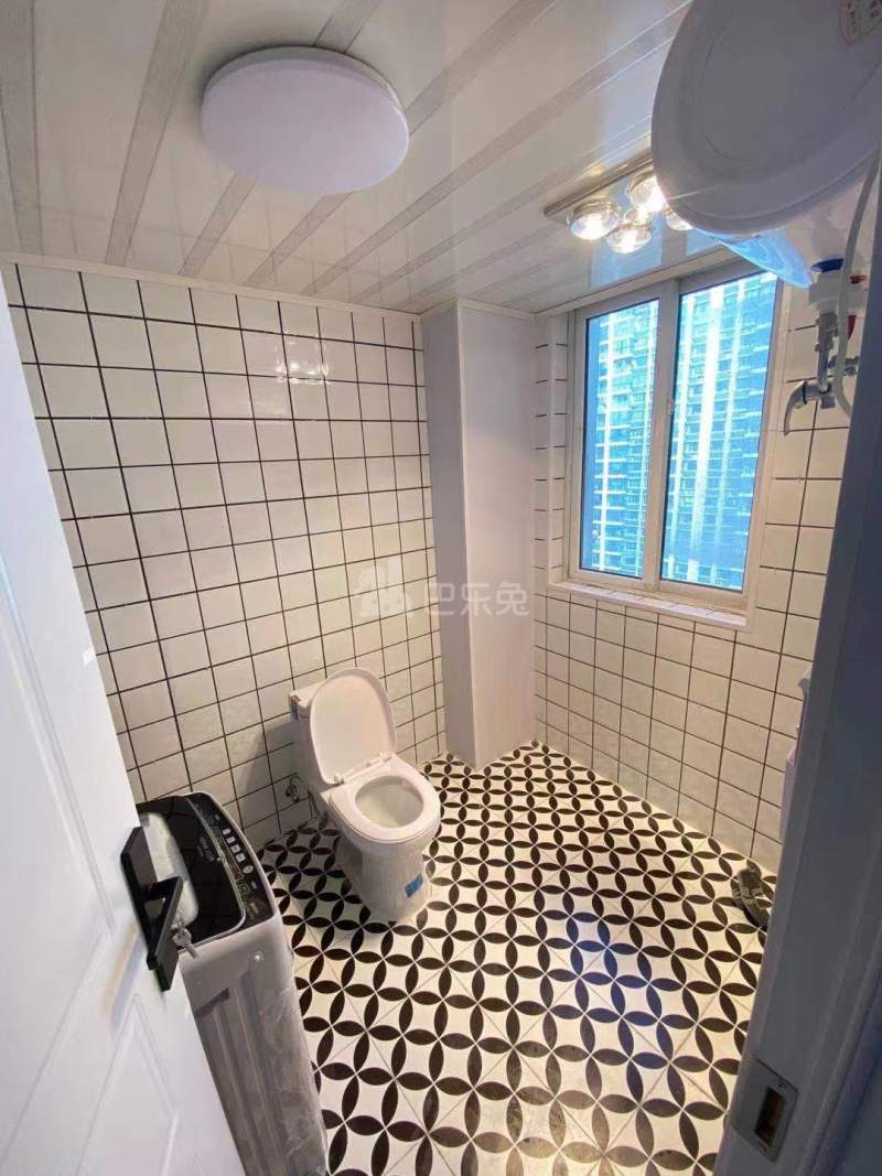 润泰花园二期10712329卫生间图4