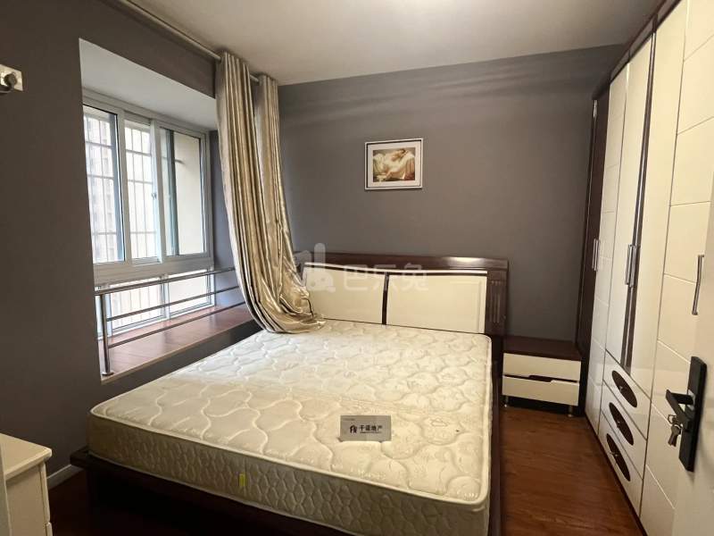 义德东苑10712892卧室图0