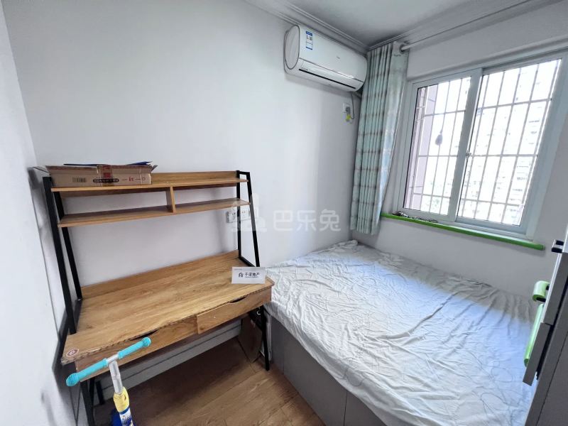 明尚东苑10723886卧室图1