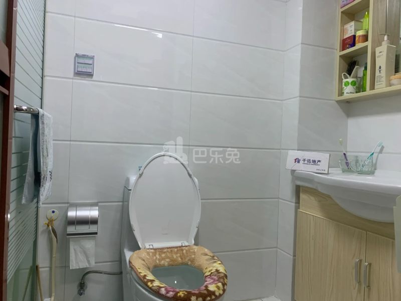 恒永东苑10724162卫生间图2