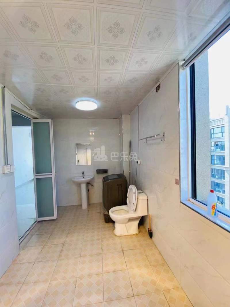 弘阳旭日上城二区10726280卫生间图3