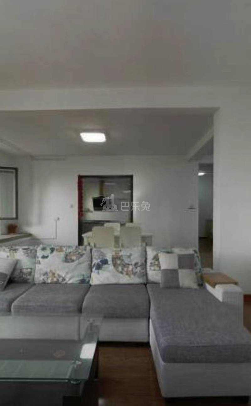 天正滨江10726893卧室图4