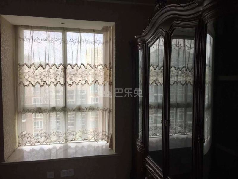 旭日华庭棕榈泉10764366卧室图8