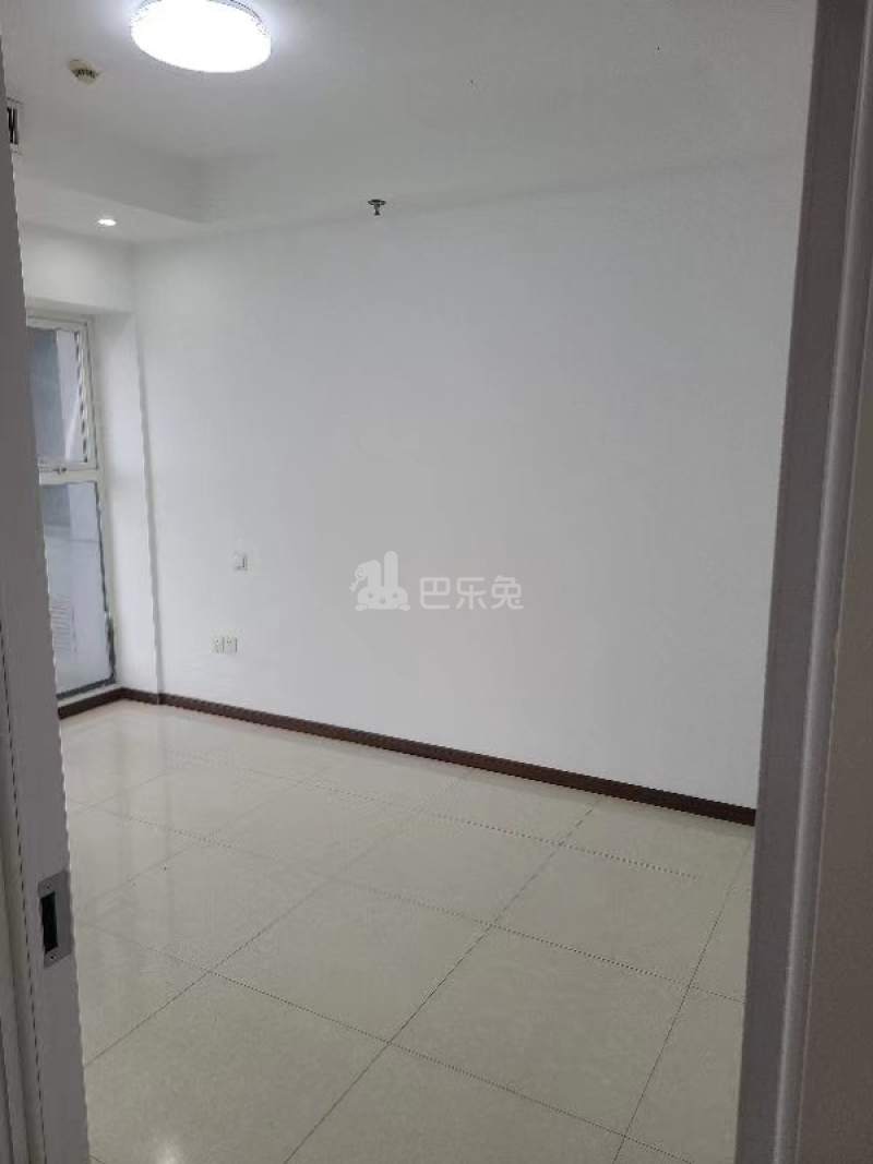 御湖国际10764967卧室图2