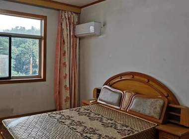 公教村 3室1厅1卫