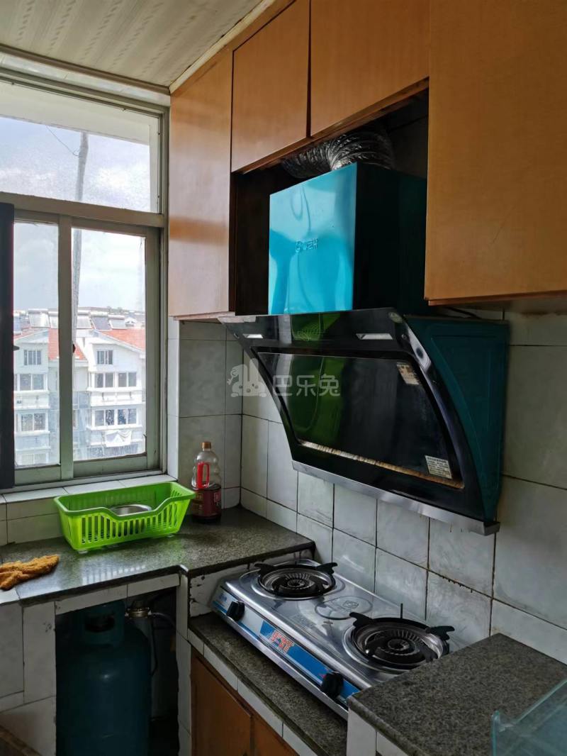 公教村10768626厨房图4