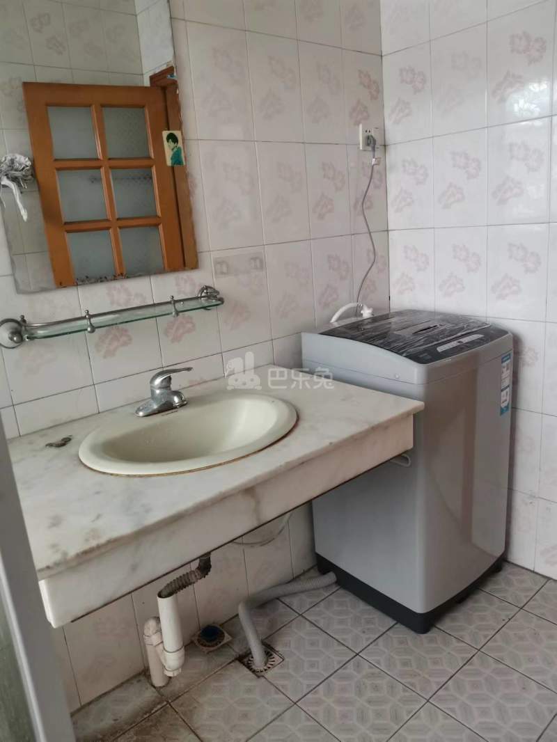 公教村10768626卧室图1