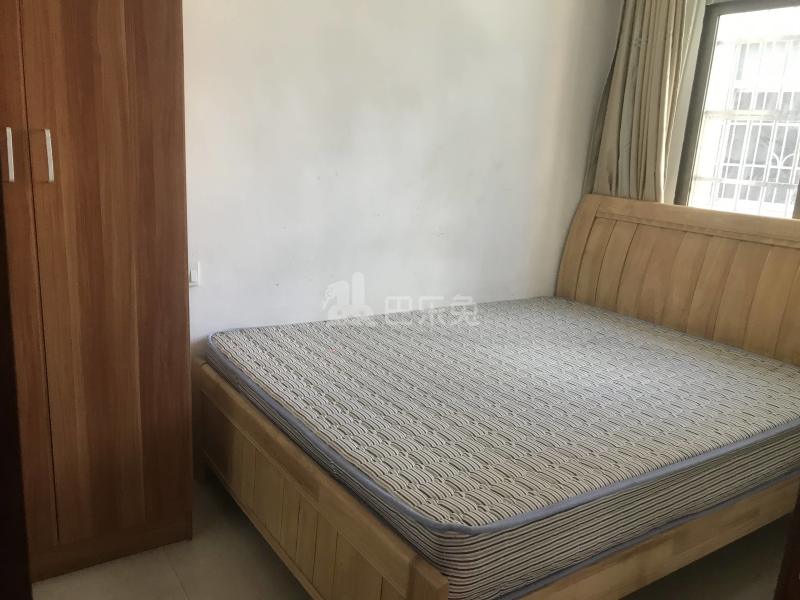 夏良村10769575卧室图1