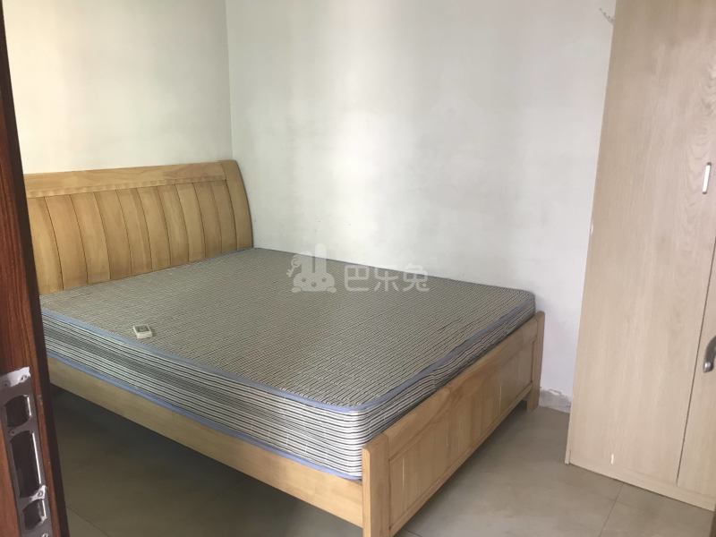 夏良村10769575卧室图0