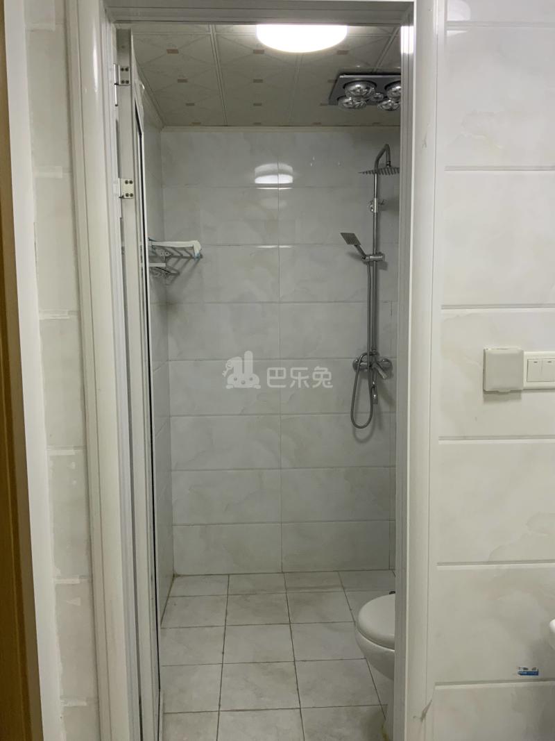 万达茂御湖仕家1期10772094卫生间图3