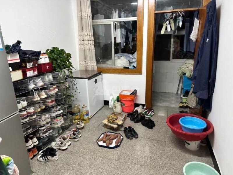 东门新村10778559卧室图2