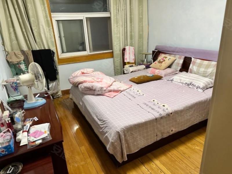 东门新村10778559卧室图3