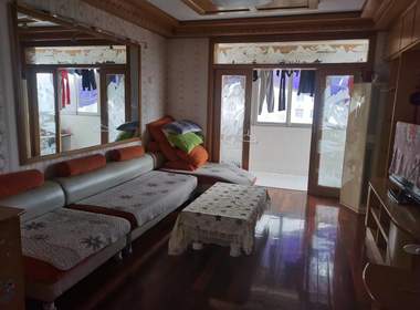 东方花园(东新南路) 3室2厅2卫