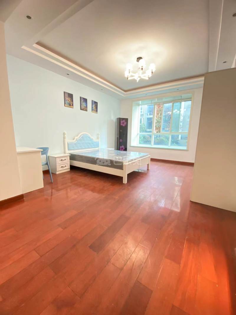 旭日华庭棕榈泉10783324卧室图0