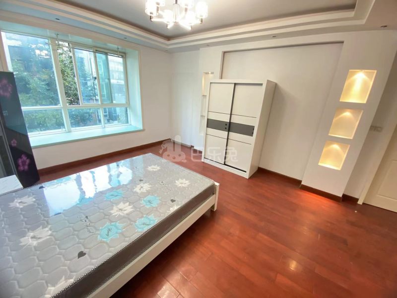 旭日华庭棕榈泉10783324周边环境图3