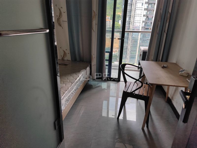 前海丹华10783506卧室图0