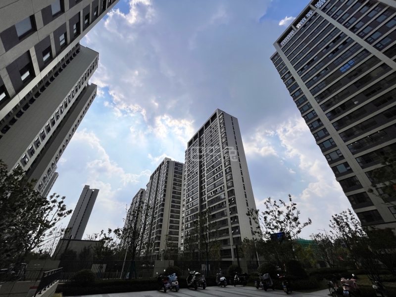 都会四季西区（云逸都荟花园西园）10802578周边环境图9