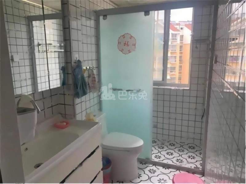 融侨世家10813905卫生间图3