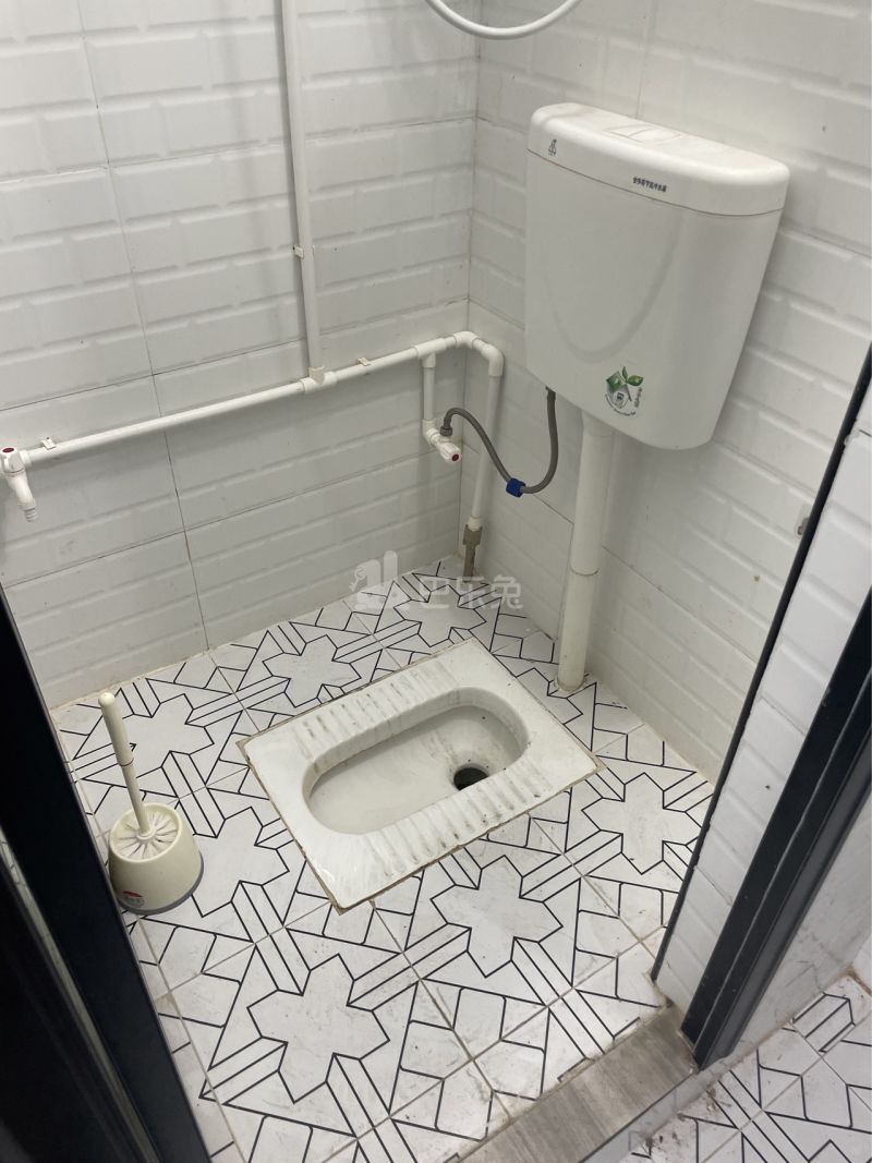 南油生活B区10825968卫生间图5