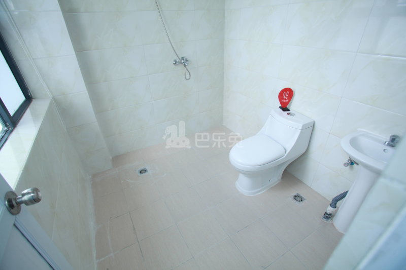 创客坊公寓1082600卫生间图19