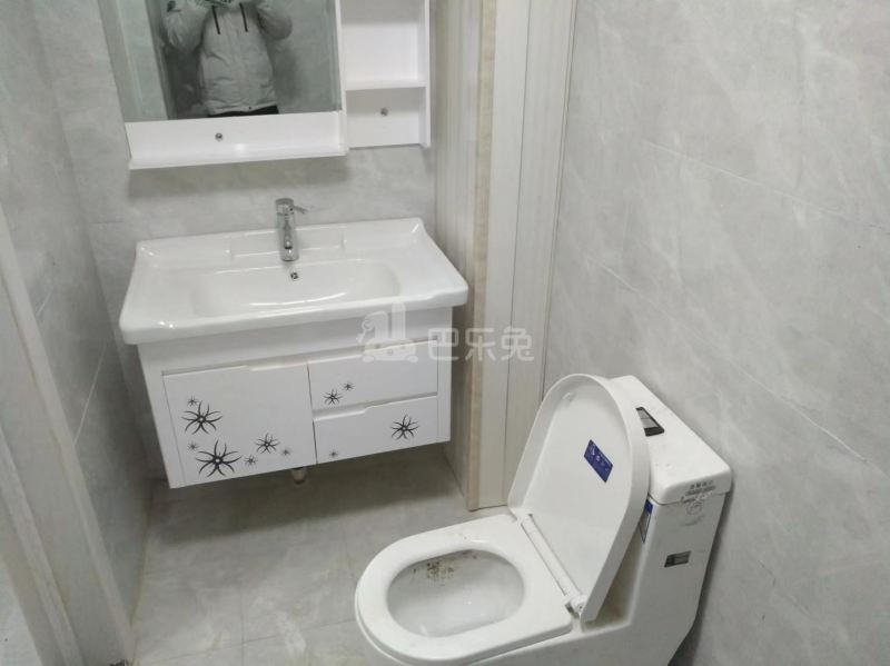 齐修北苑（小区）10842719卫生间图3