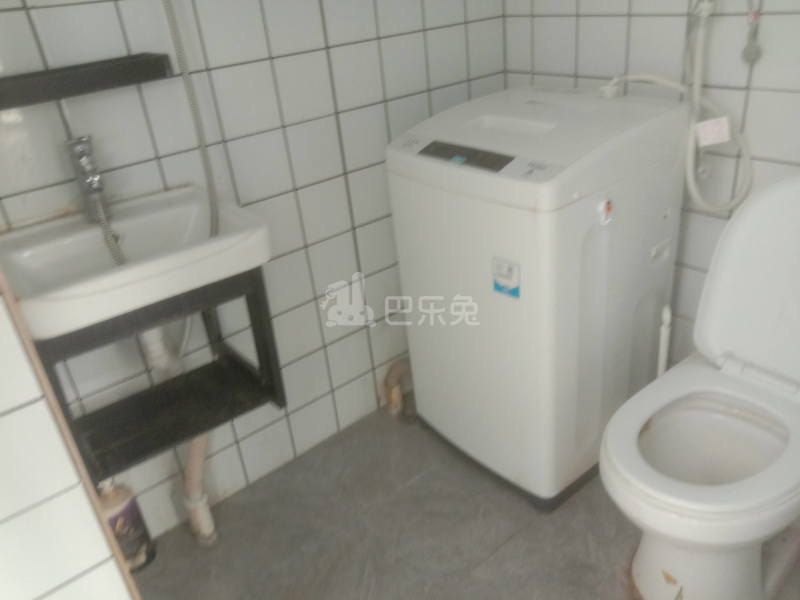 英郡雷丁小城10843987卫生间图4