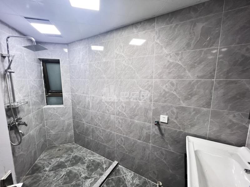 阳光威尼斯四期（三期B块）10850660卫生间图5