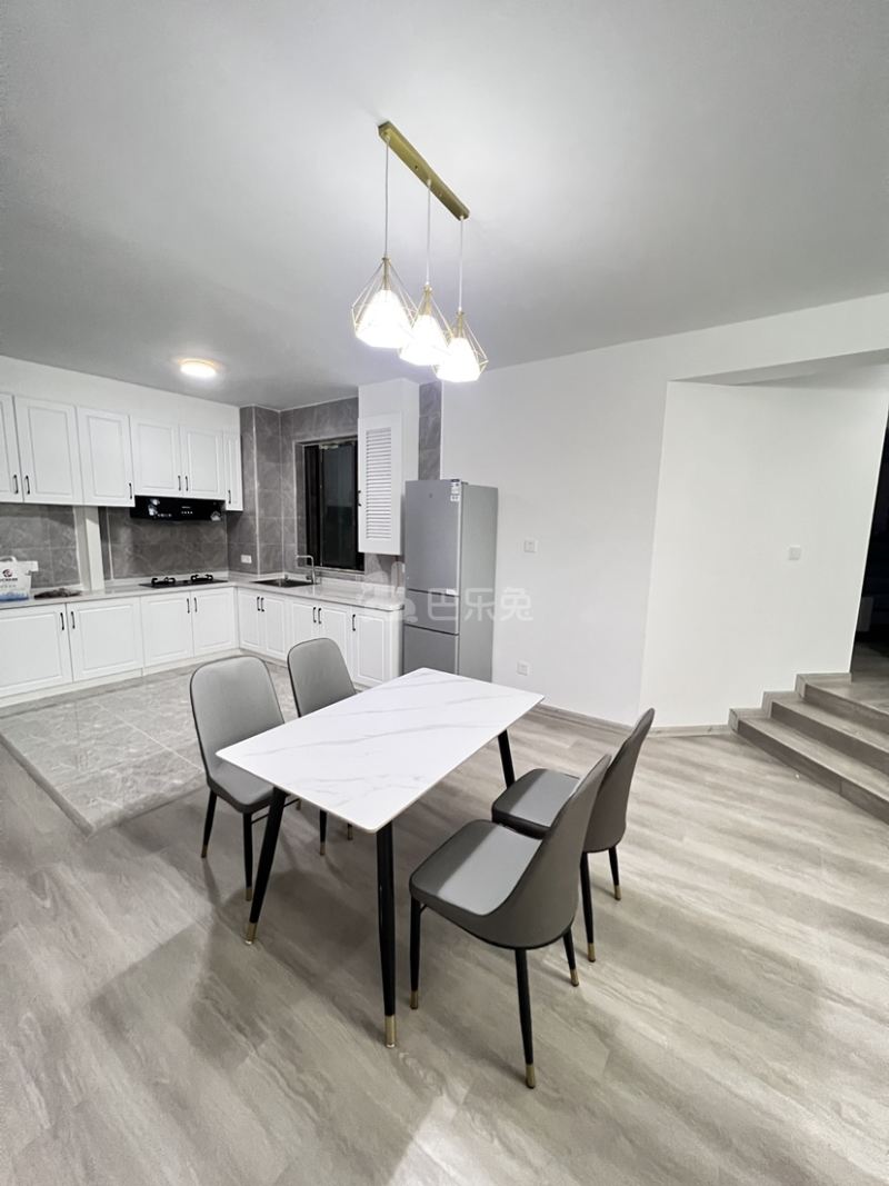 阳光威尼斯四期（三期B块）10850660客厅图2