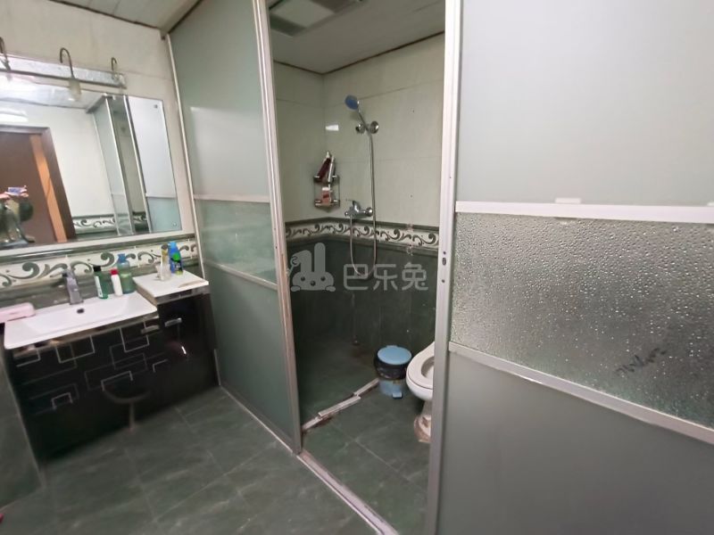 铁心桥大街37号院10850752卫生间图3