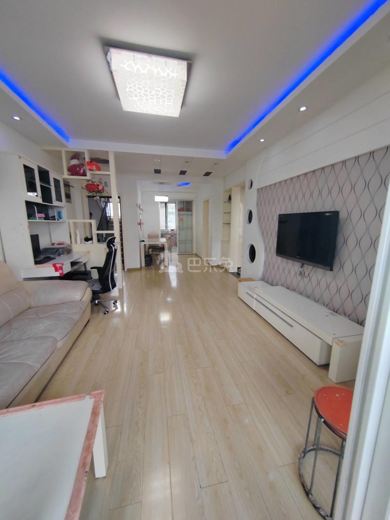 潭桥公寓北园10851003客厅图2