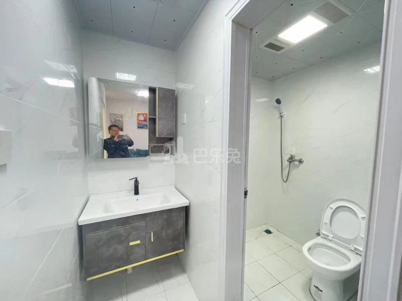 凤翔新城1期10852725卫生间图2