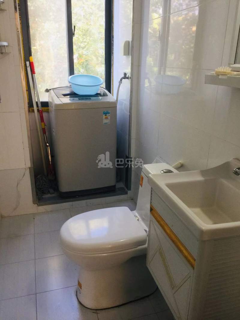 罗汉巷小区10855675卫生间图3