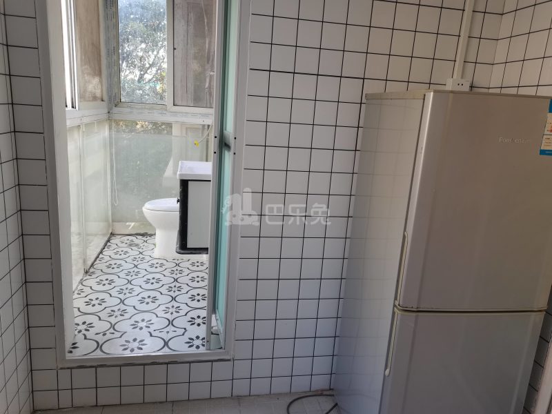 浦东花园10873315卫生间图3