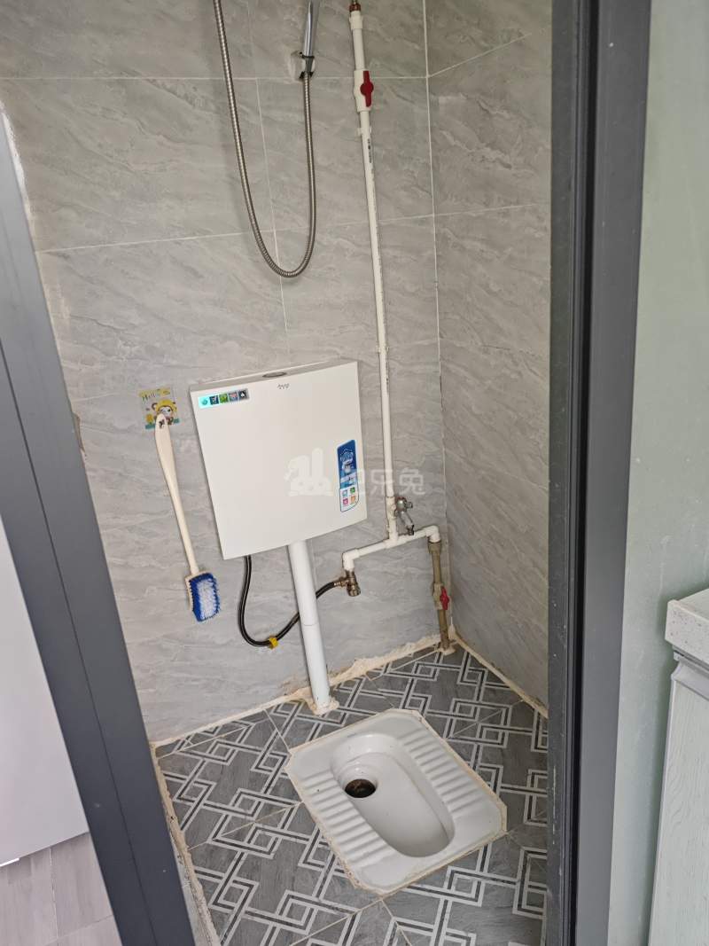 佛山街住宅区（荔枝苑西区）10873790卫生间图4